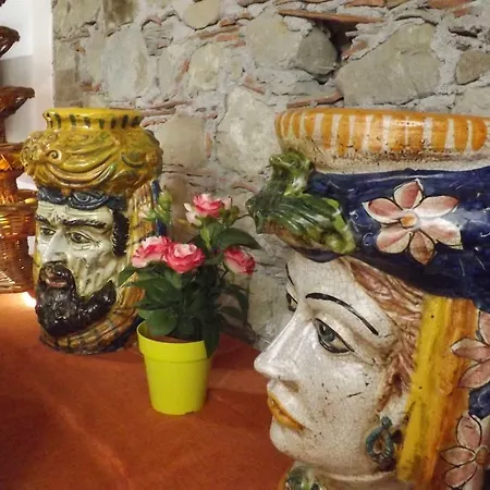 Diffuso Borgo Da Sara 3*