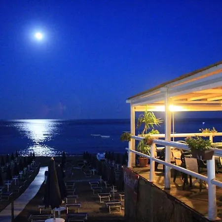 Diffuso Borgo Da Sara 3*