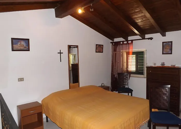 Hotel Diffuso Borgo Da Sara 3*